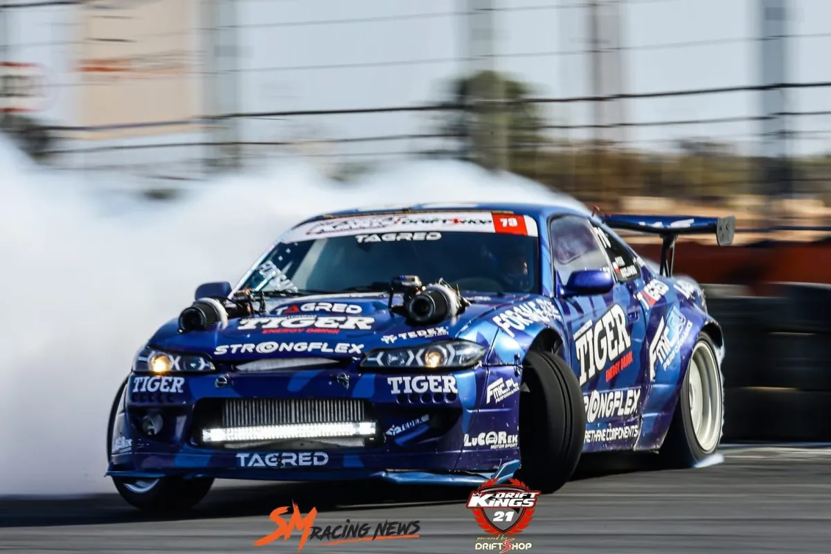 Realizacja SVE Custom Garage 7